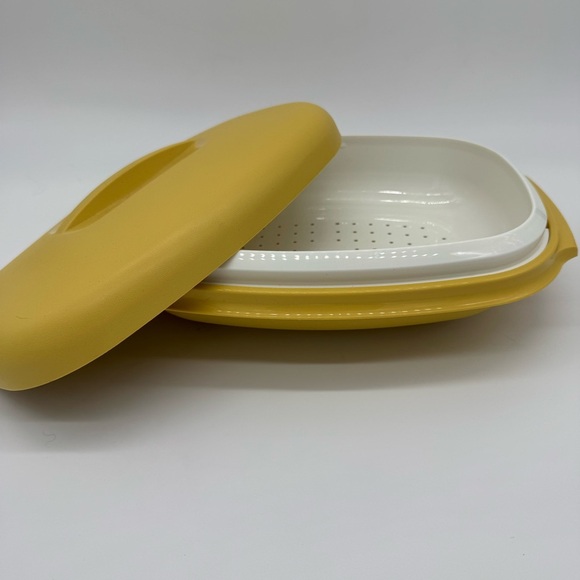 Tupperware Yellow Steamer Dish - Picture 2 of 4